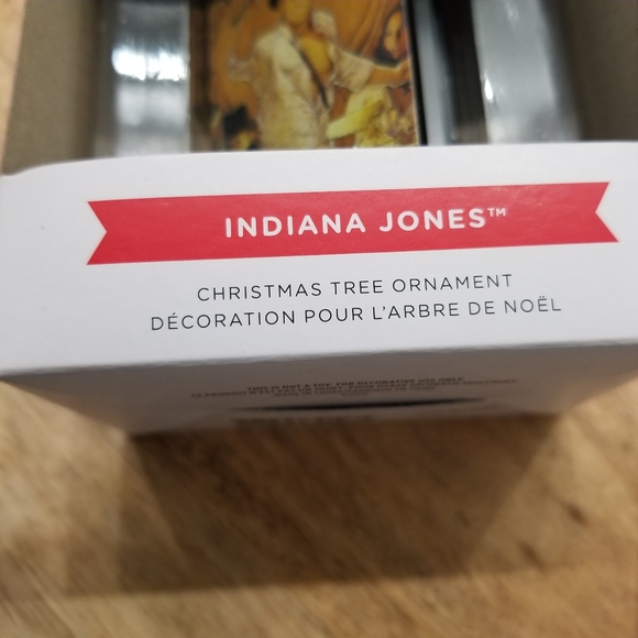 Hallmark Christmas Ornament Indiana Jones Raiders of the Lost Ark Retro VHS box - Picture 5 of 6